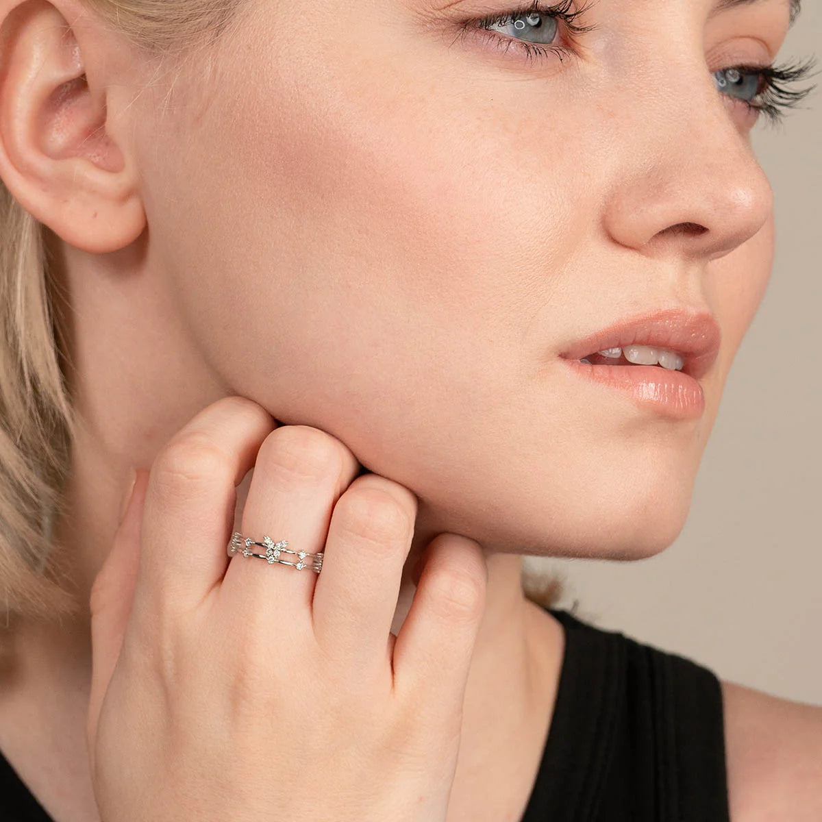 Luxury Butterfly Ring with Sparkling Zirconia - Aurielle